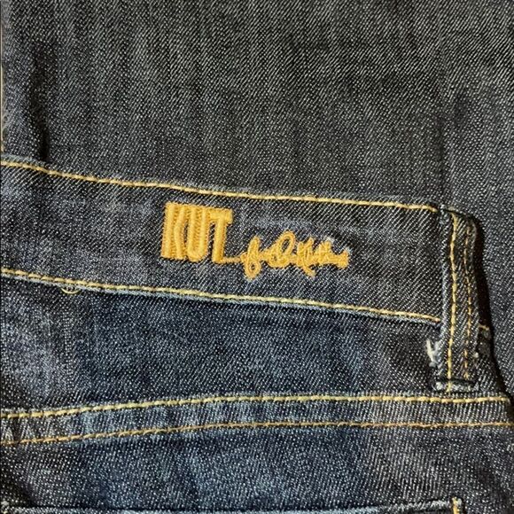 Kut From the Kloth Farah Baby Bootcut Jeans 6 - Picture 14 of 16